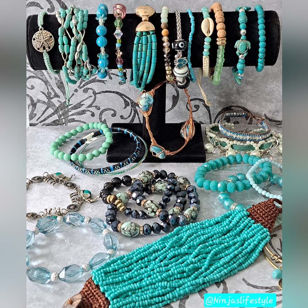 Turquoise Beaded Women's Bracelet Bundle